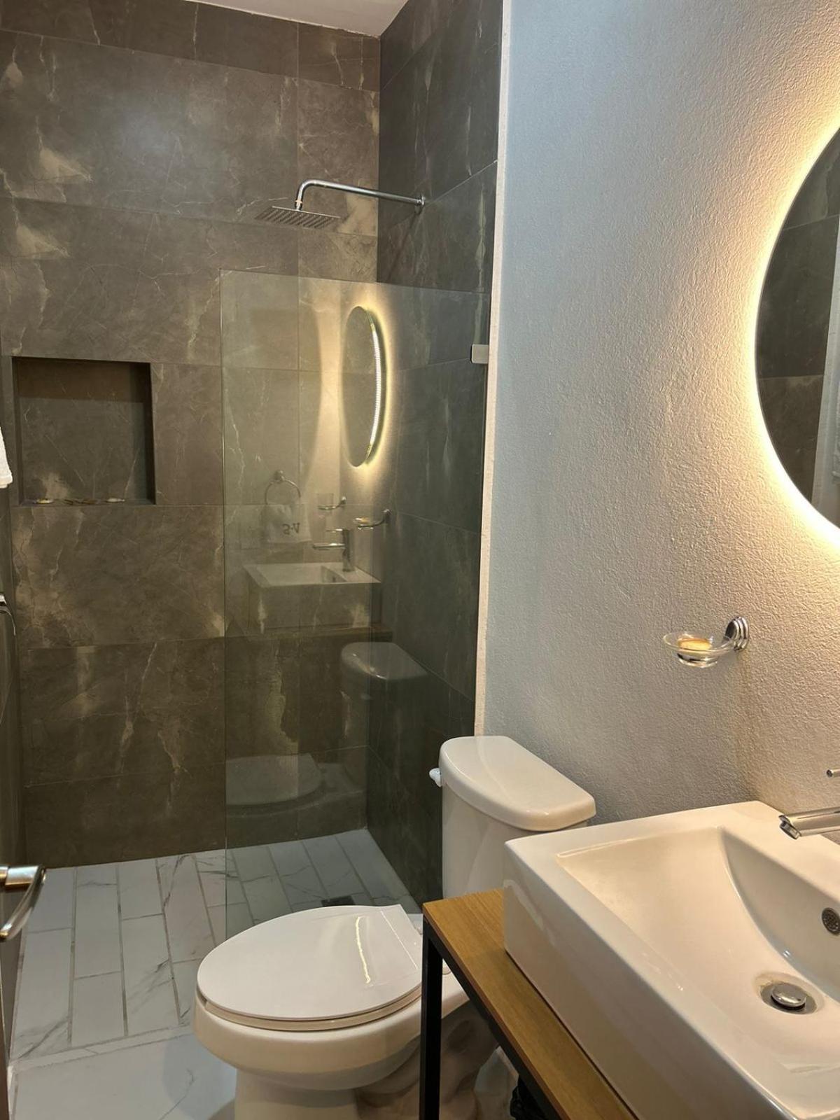 Vidrio Suites Col Americana Гвадалахара Екстер'єр фото